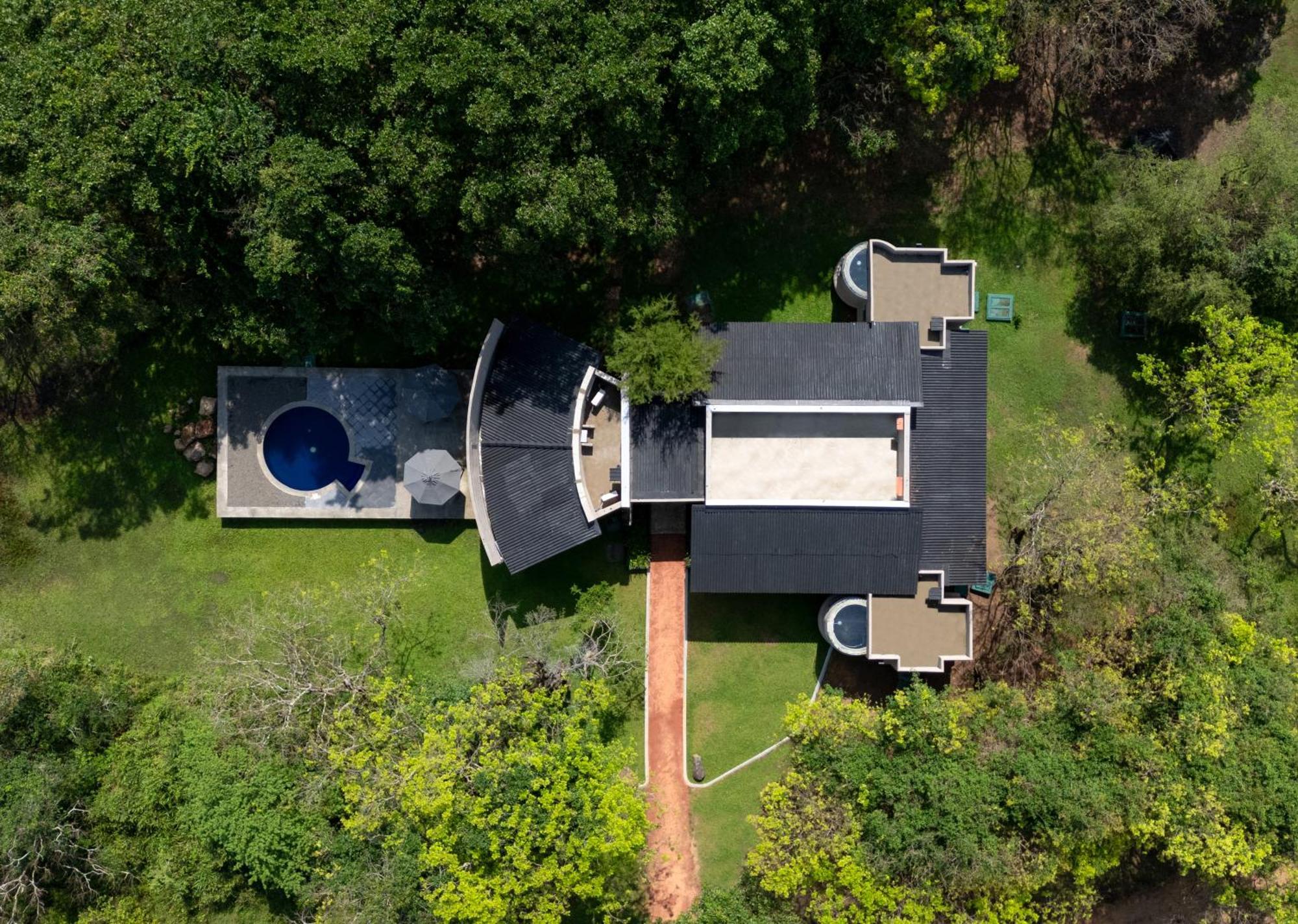 Ayugiri Ayurveda Wellness Resort Sigiriya Dış mekan fotoğraf